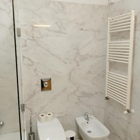 Loft Station 吉马良斯